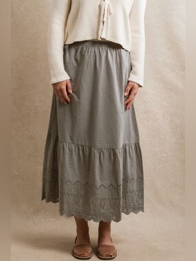 Neuflora Skirt Small